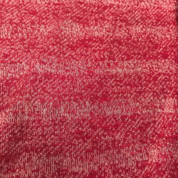 Active Designed in Los Angeles HighLow knit top - Size Large - Picture 7 of 7